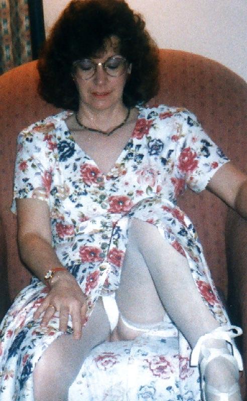 25P Natural Wives - Blast From The Past