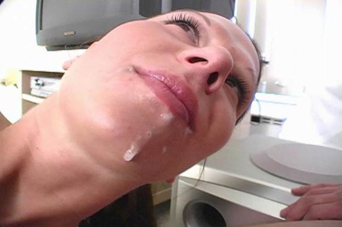 15P Lovely amateurs fucking in bedroom