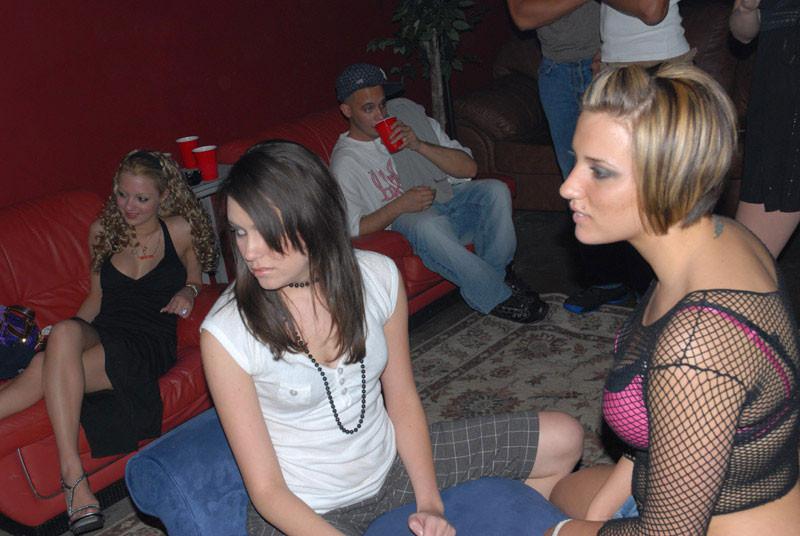 16P College drunk brunette sucks &amp;amp; get nailed