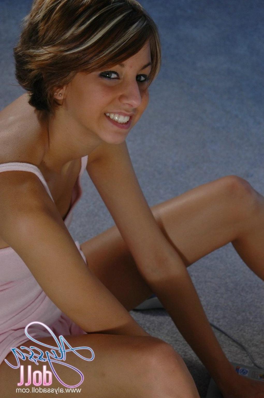 15P Alyssa Doll sexy and naked