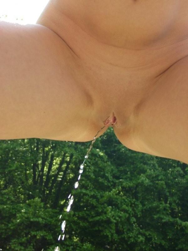 16P Shaved pussy fetish teen cascading standing peeing outdoors