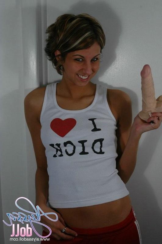 15P Super Cute Alyssa Doll hearts dick