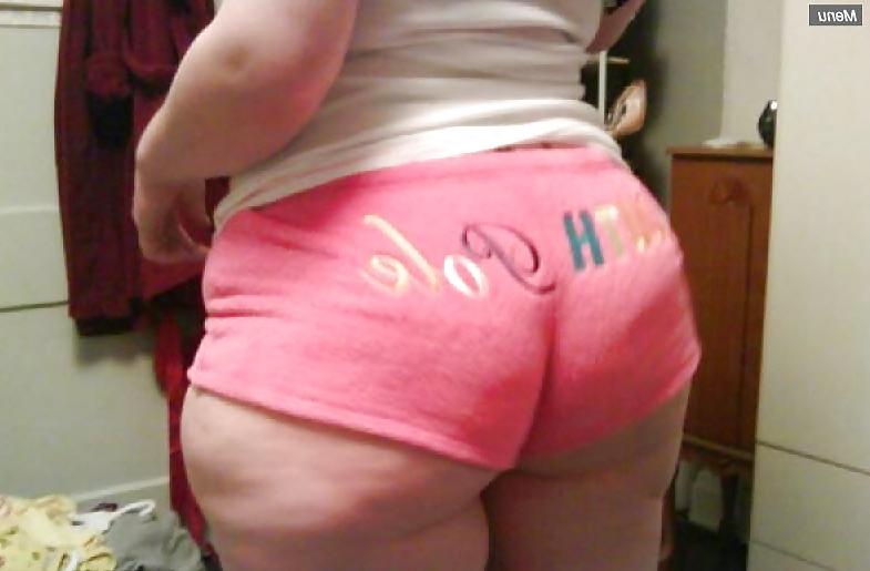 19P Amatuer p.a.w.g  with an AWESOMME ASS !!!
