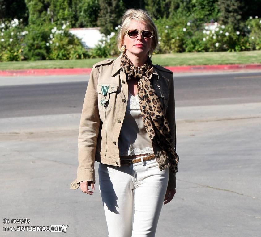 12P Hunter captured Sharon Stone's spy cameltoe