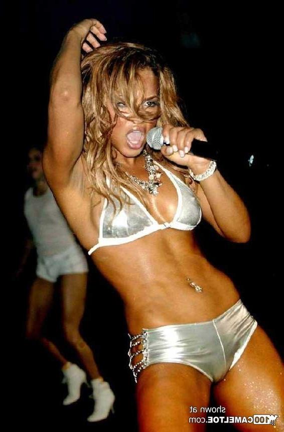 12P Christina Milan performs with gymnastics toe