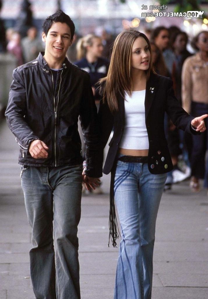 12P Amanda Bynes tight jeans and shorts cameltoe