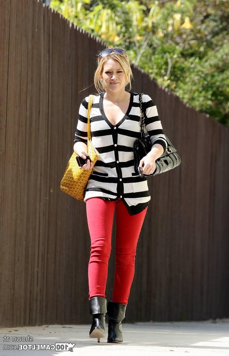 12P Celebrity blondes exposing sexy cameltoes