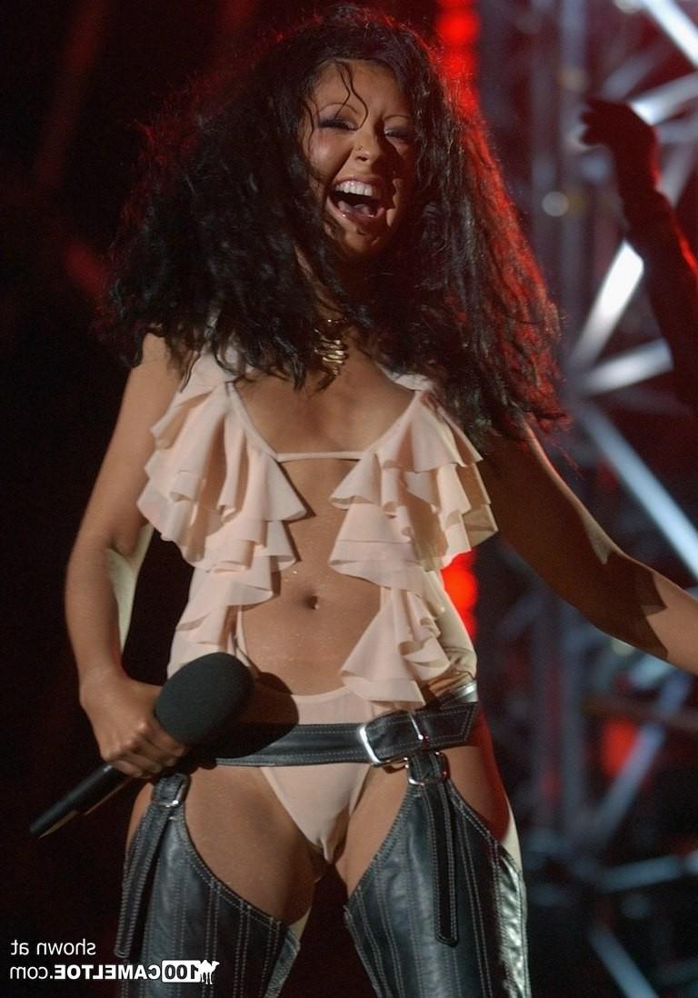 12P Christina Aguilera best cameltoe photos