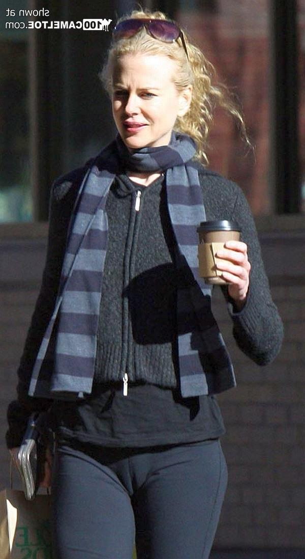 12P Public celebrity cameltoy is so predictable