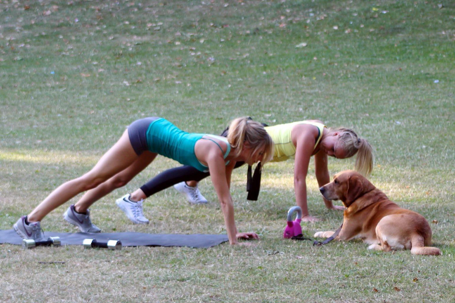 16P Kimberley Garner working out in a park