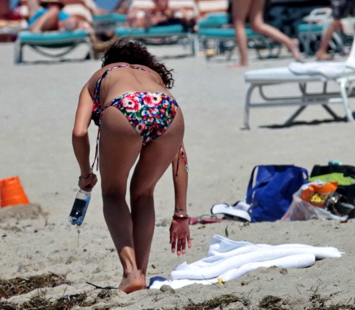16P Lilly Becker showing off her bikini body on a beach in Miami