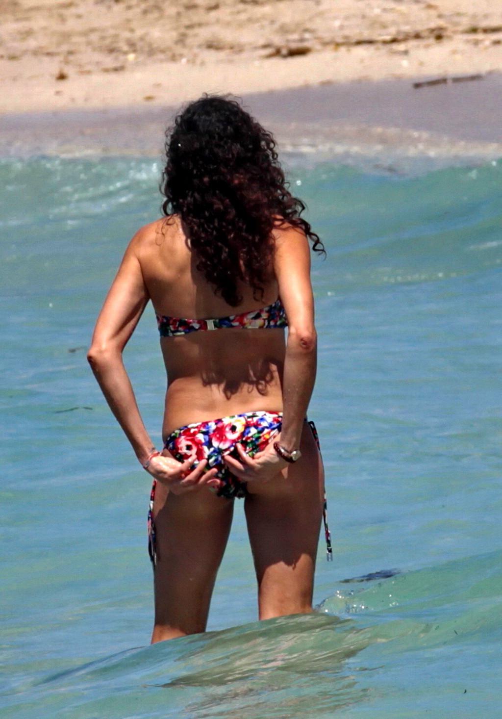 16P Lilly Becker showing off her bikini body on a beach in Miami