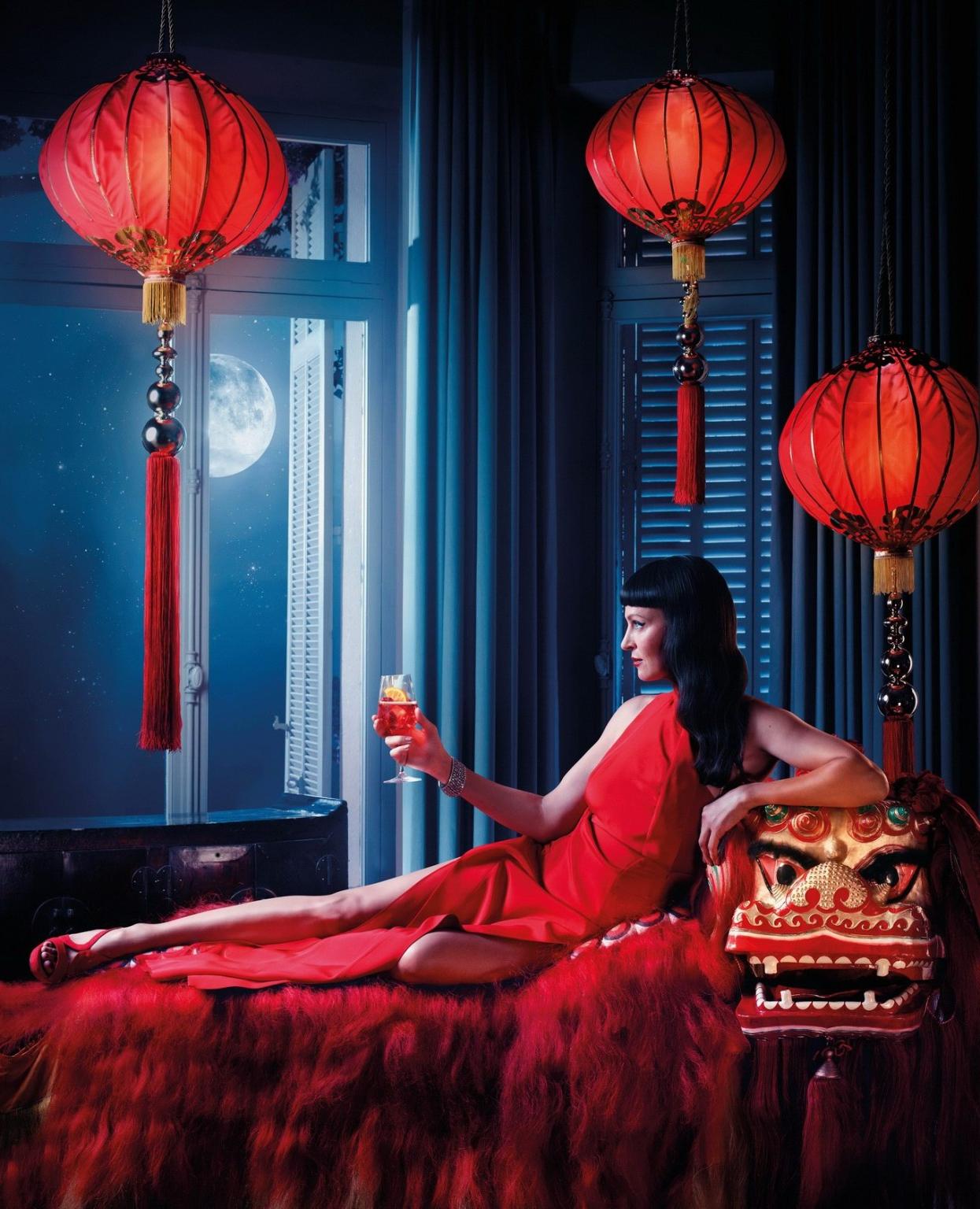 16P Uma Thurman in red hot Campari 2014 calendar photoshoot