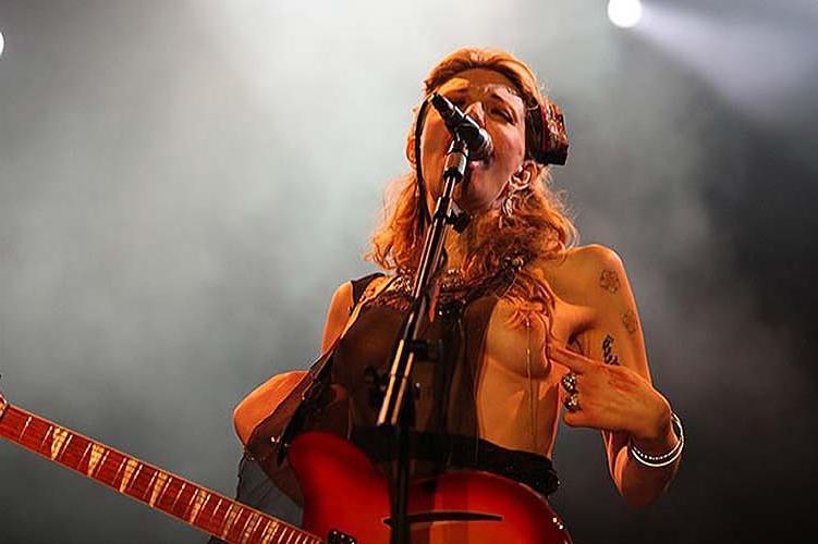 16P Courtney Love topless on stage and posing totally nude