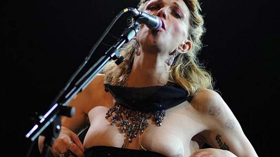 16P Courtney Love topless on stage and posing totally nude