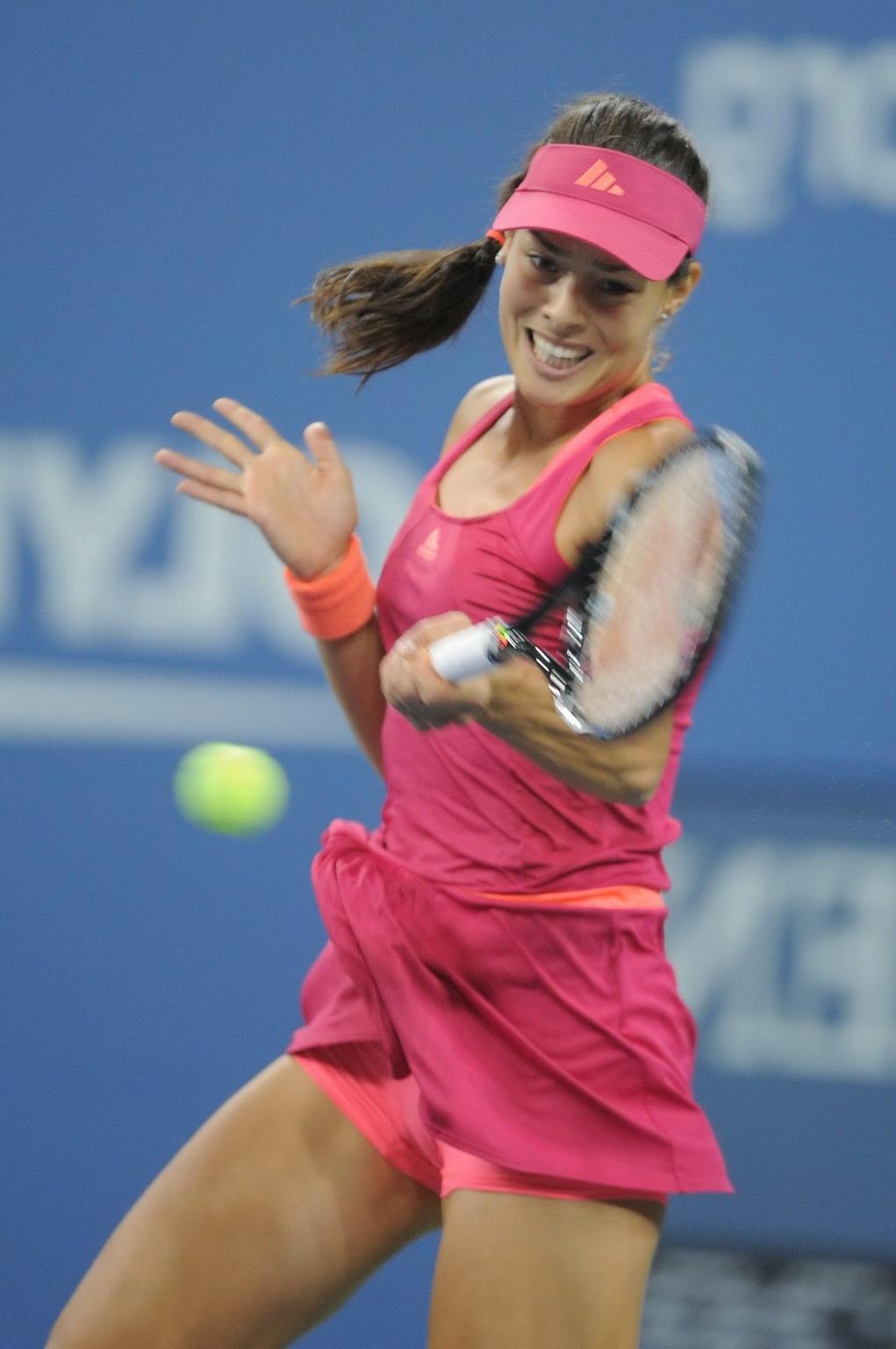 16P Ana Ivanovic showing cameltoe at the US Open in New York