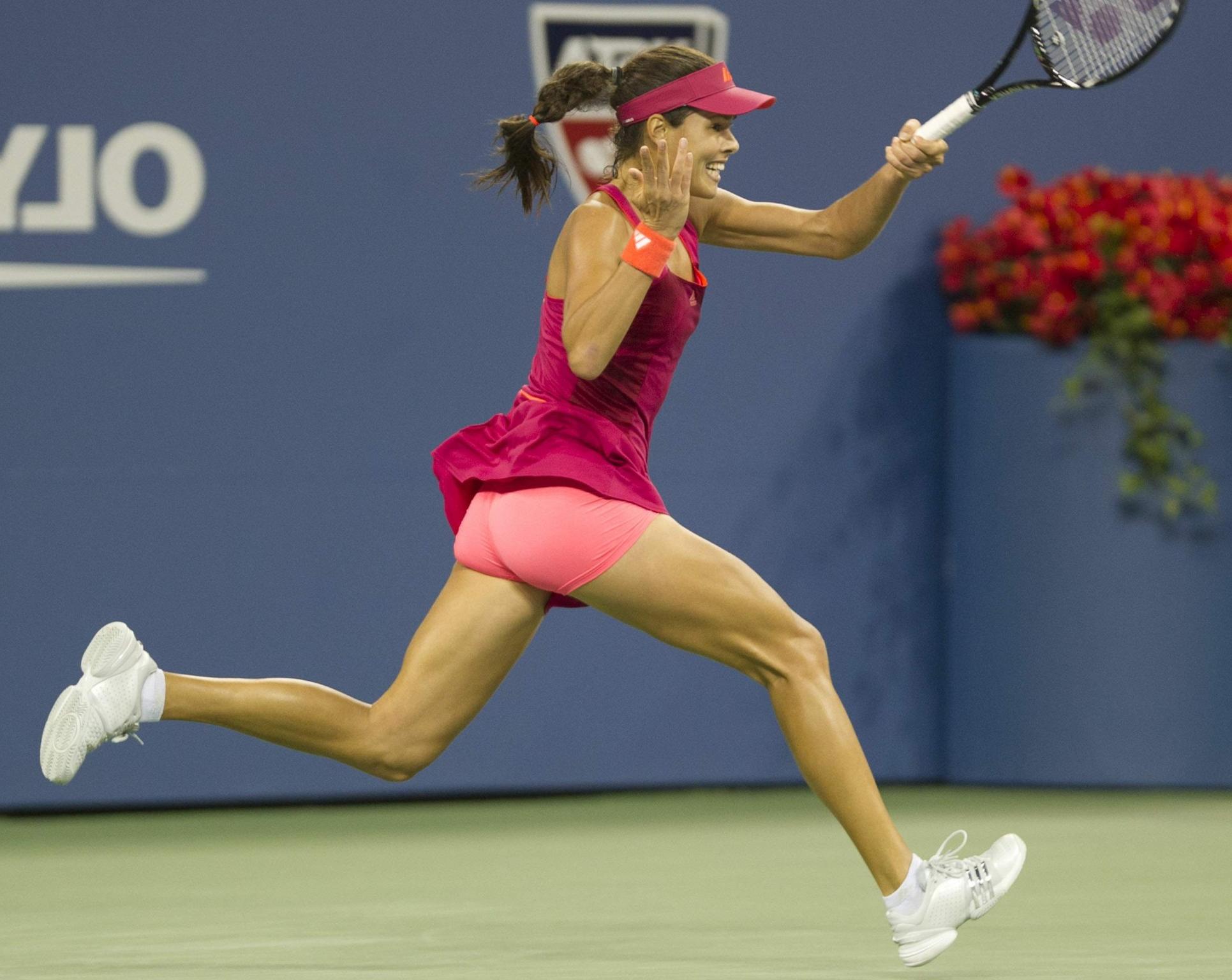 16P Ana Ivanovic showing cameltoe at the US Open in New York