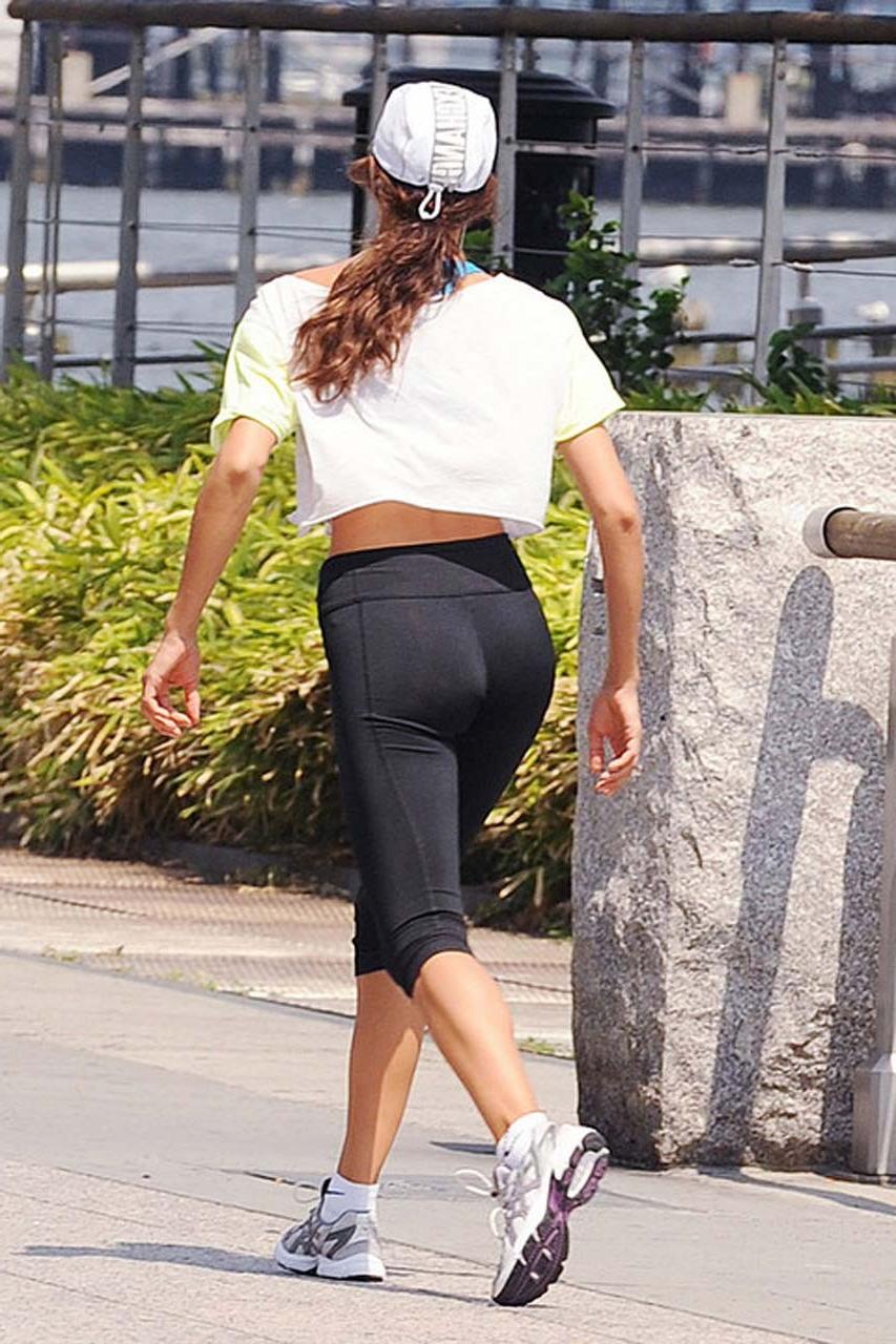 16P Irina Shayk exposing sexy body and hot ass while practicing in park