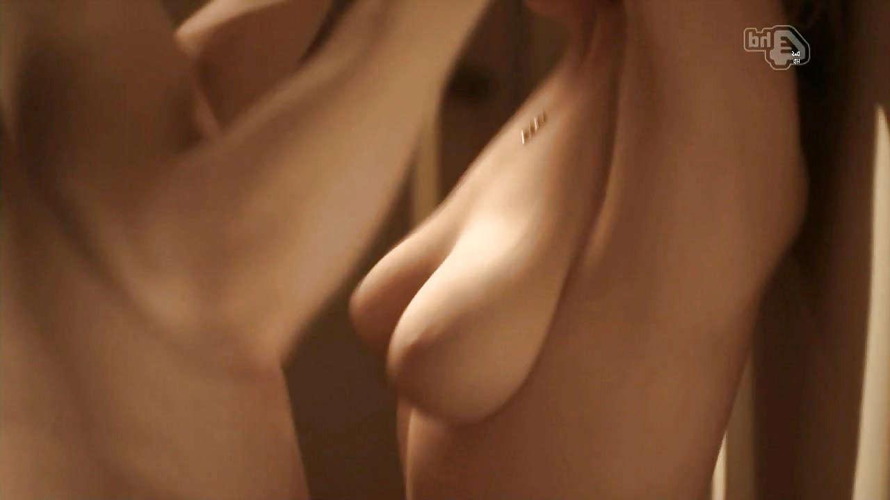 16P Amy Beth Hayes showing her nice big tits and fucking hard in nude movie scenes