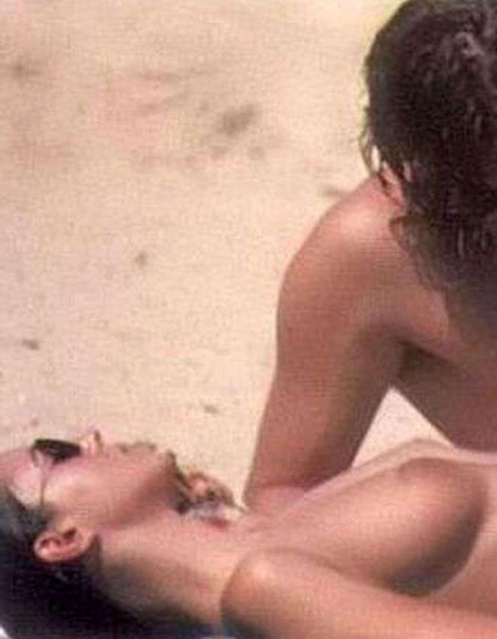 16P Monica Bellucci showing her amazing huge boobs and naked sexy body