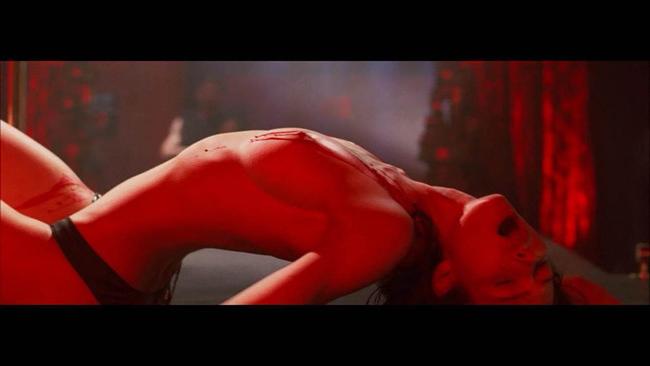 15P Jessica Biel great ass in thongs and cameltoe