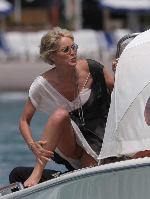 15P Celebrity Sharon Stone nice pussy lips and cameltoe