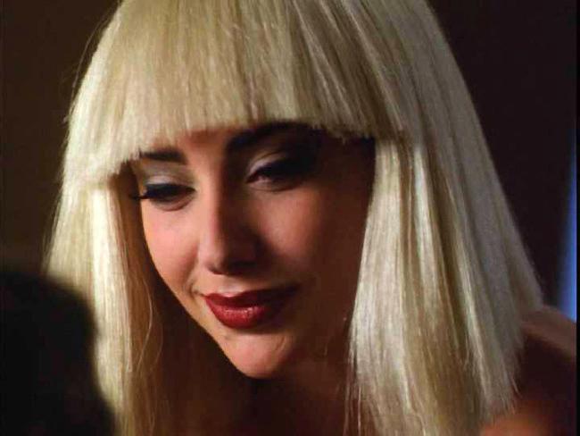 15P Claire Forlani nude topless on the beach and sex scenes