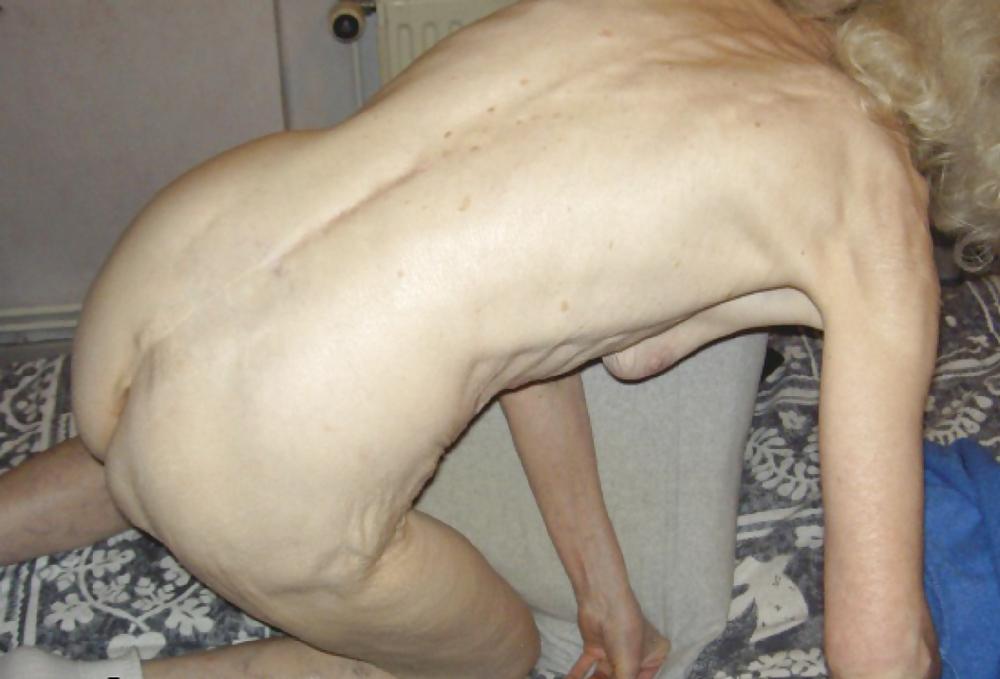 23P Granny  josee    back from hospital   she want  fuck