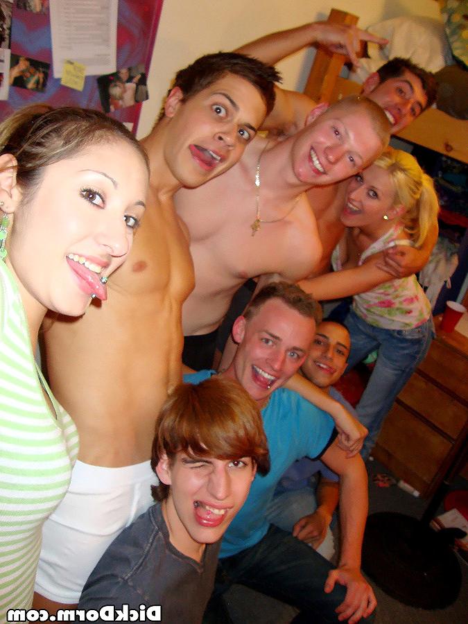12P Insane hot babes share some cock with these hot college boys