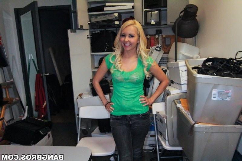 16P Petite Blonde Aaliyah Love Gets Twat Reamed Hard And Cum Facialed