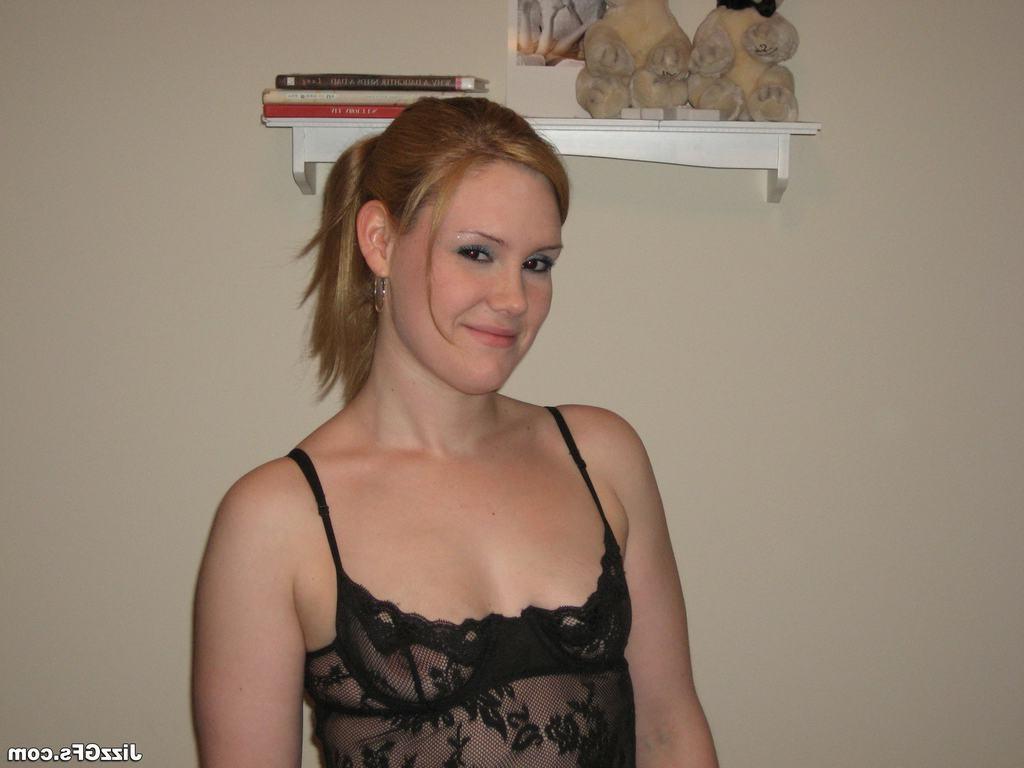 15P Asshole and pussy toying girlfriend gets homemade facial cumshot