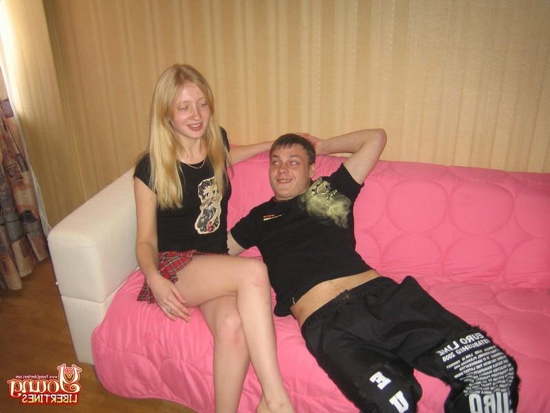 16P Nice ass blonde teen rides cock on the couch and takes a facial