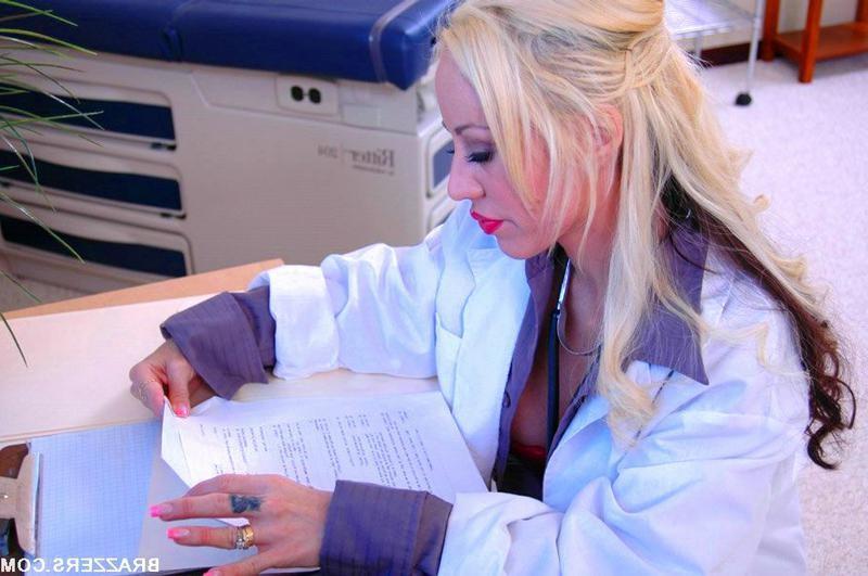 16P Smoking big breasted mature female doctor in heels hammered