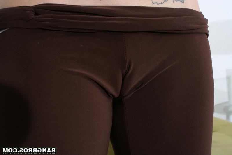 15P cameltoe pussy having tattooed brunette sucks a long johnson