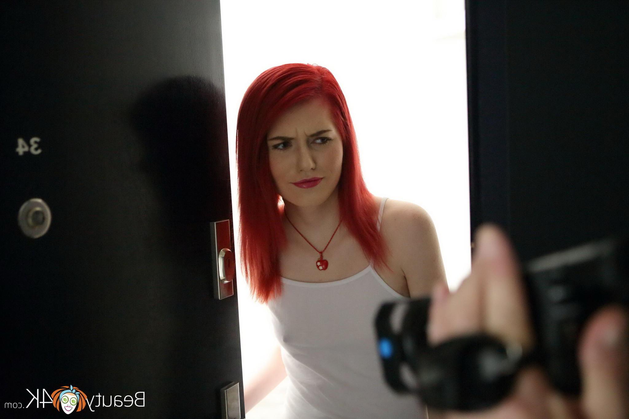 14P Hot 18 year old with bright red hair fucked doggystyle at Beauty