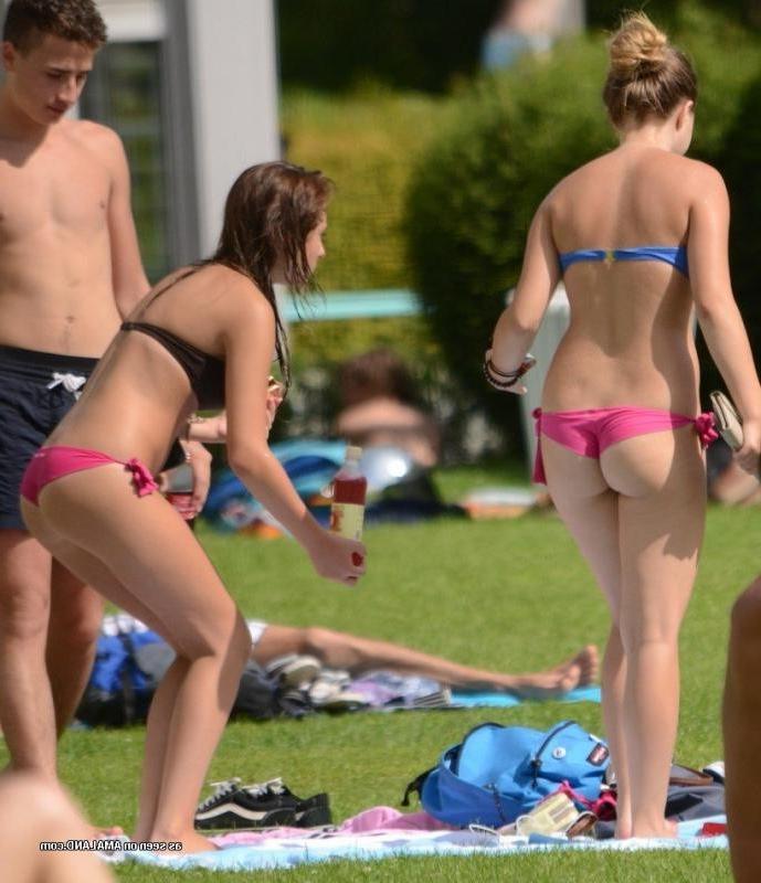 10P Tight brunette teen in sexy bikini at the park