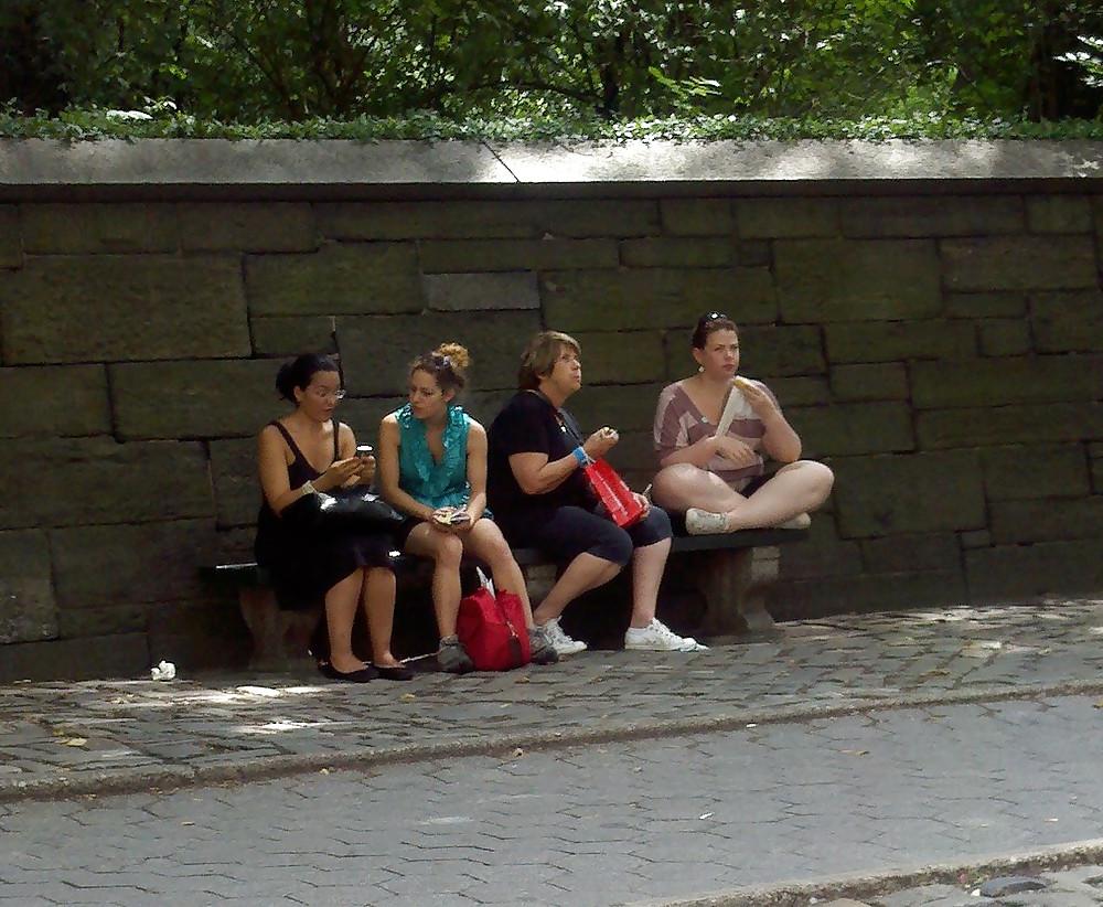 11P New York Upper East Side Central Park Girls