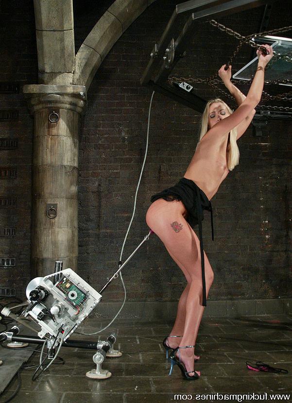 15P British bombshell fucks the machines full throttle