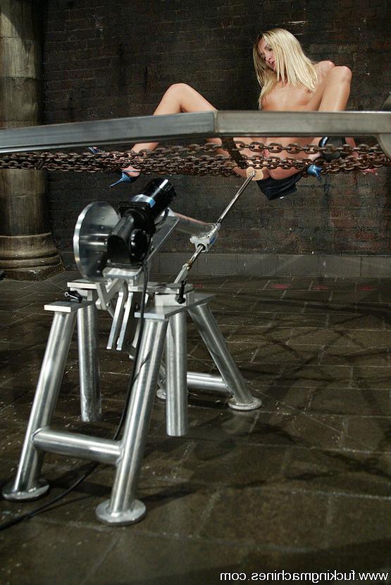 15P British bombshell fucks the machines full throttle