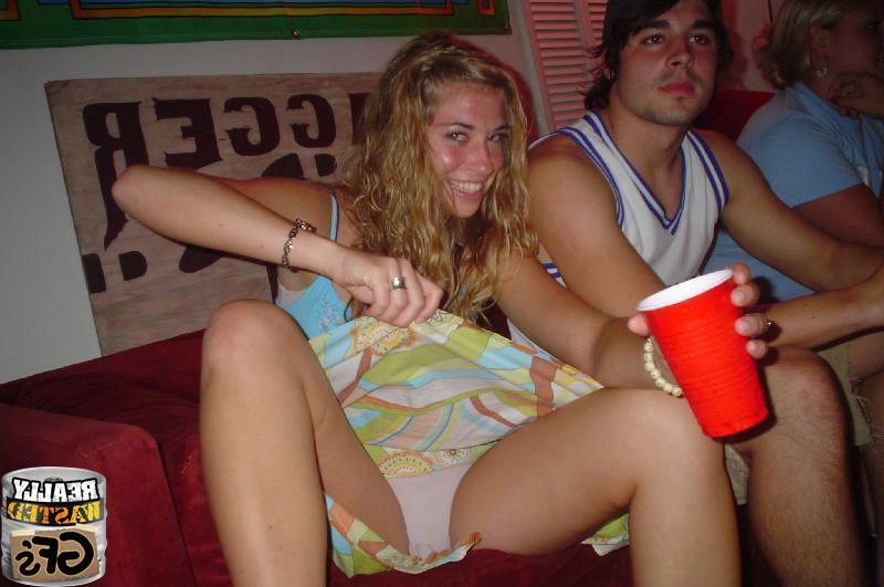 15P Drunk amateur girlfriends partying and flashing