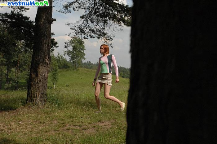 15P Teen with a tight body gets nude and pees outdoors