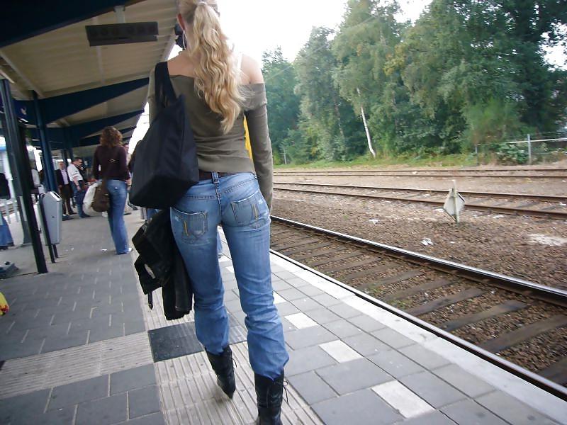 12P Niederländische Mädchen
