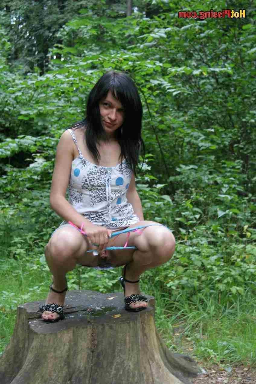 15P Sexy slut pissing outdoors