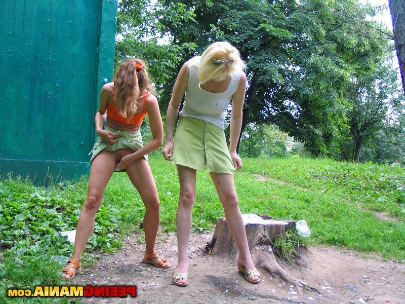 15P Two bitchy angels do a wee-wee synchronically and wipe their cunnies