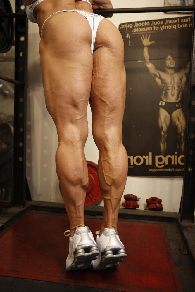 12P Massive Female Bodybuilder with amazing hot muscle body