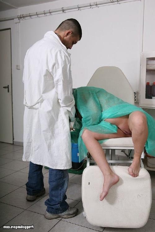16P Pregnant bitch going to see her doctor and get a hard fucking