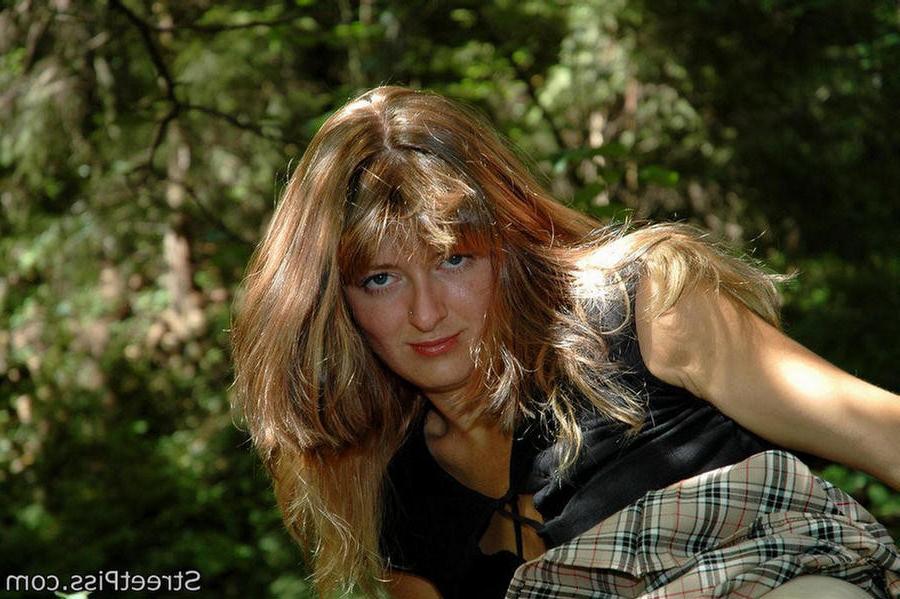 12P Shy blonde shows off pussy in woods and pees