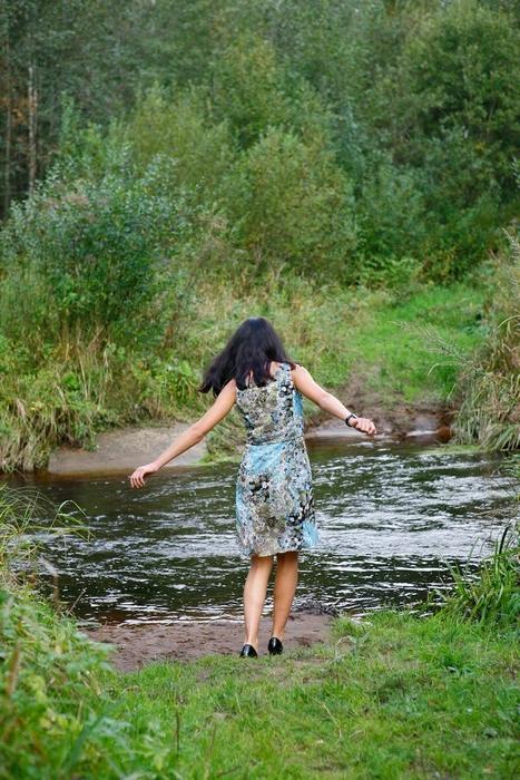 16P Tight teen with no underwear takes a piss outdoors