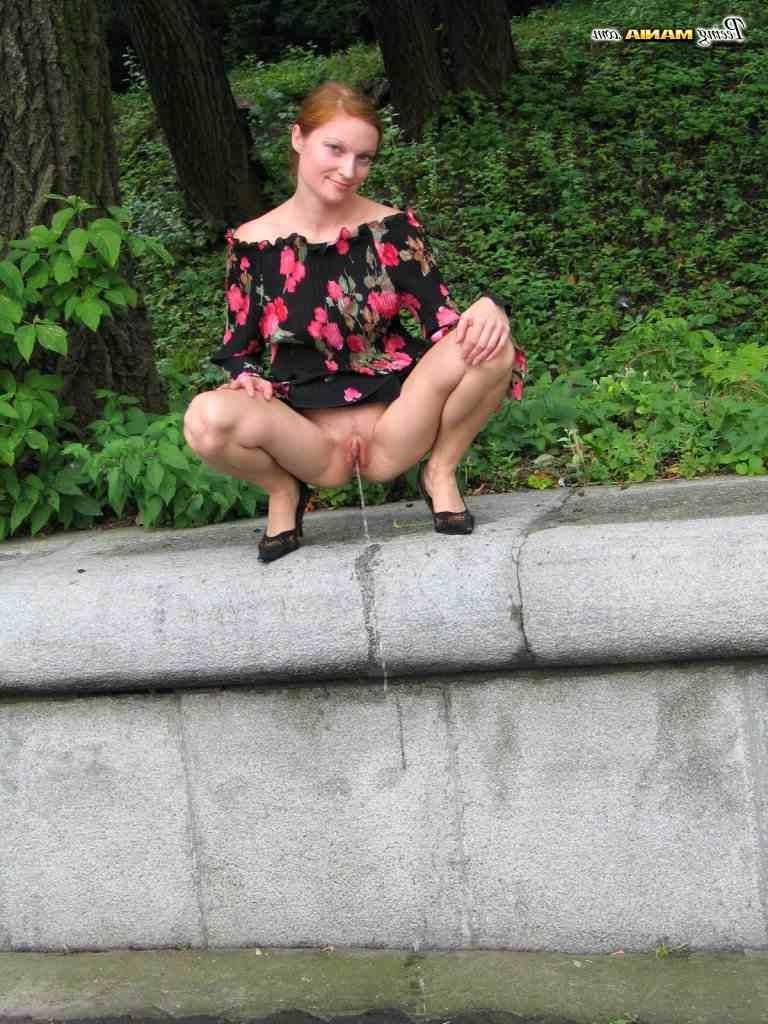 16P Slut peeing outdoors
