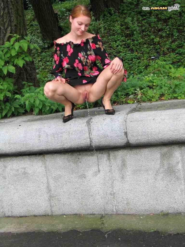 16P Slut peeing outdoors